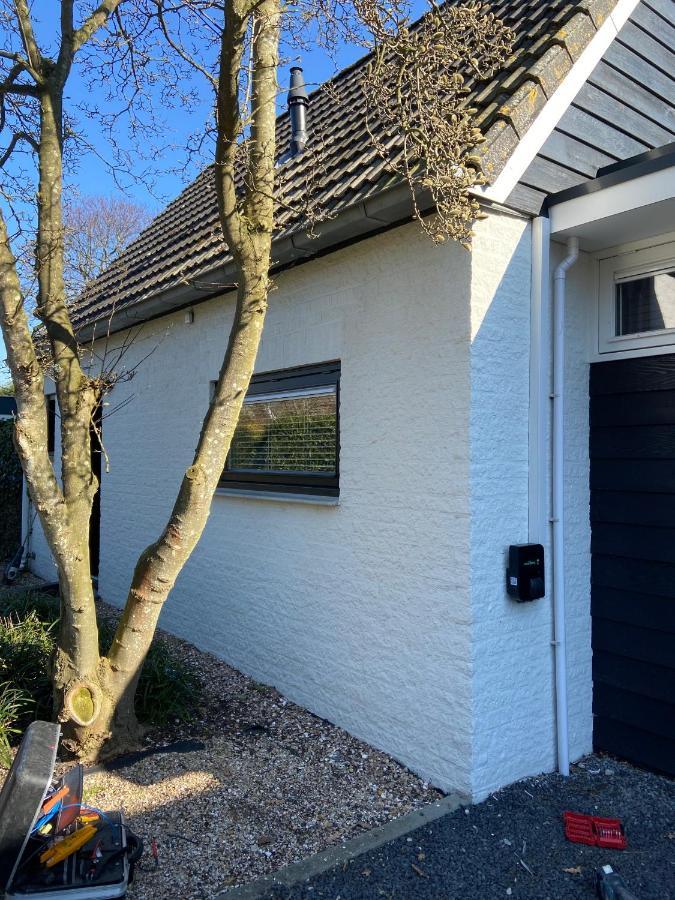 Heerlijk Vrijstaand Huis Aan De Duinen เบิร์กฮามสเตเดอ ภายนอก รูปภาพ